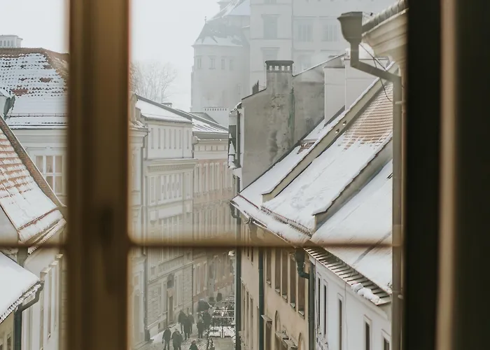Bogoria House Aparthotel 4*