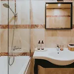 Bogoria House 公寓式酒店