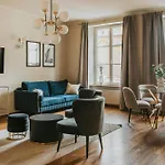 Bogoria House 公寓式酒店 4*